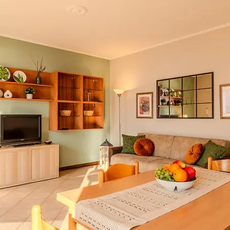Panico - Dox130 By Interhome Dorio